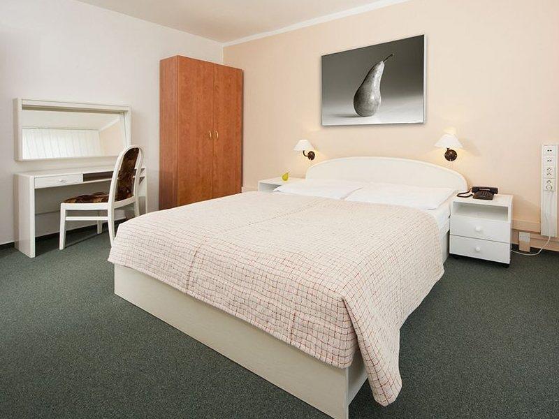 Albergue A&o Rhea *